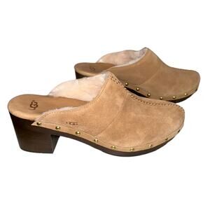 UGG Australia Women's Kassi Tan Shearling Fur Block Heel Platform Wood Clogs  9